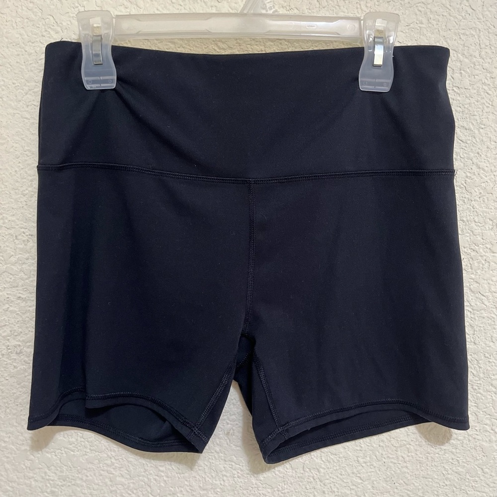 Athletic shorts